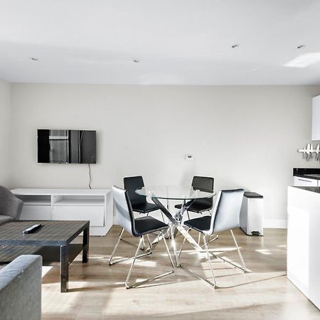 Londwell, Canary Wharf Skyline Balcony Suite Лондон Екстериор снимка