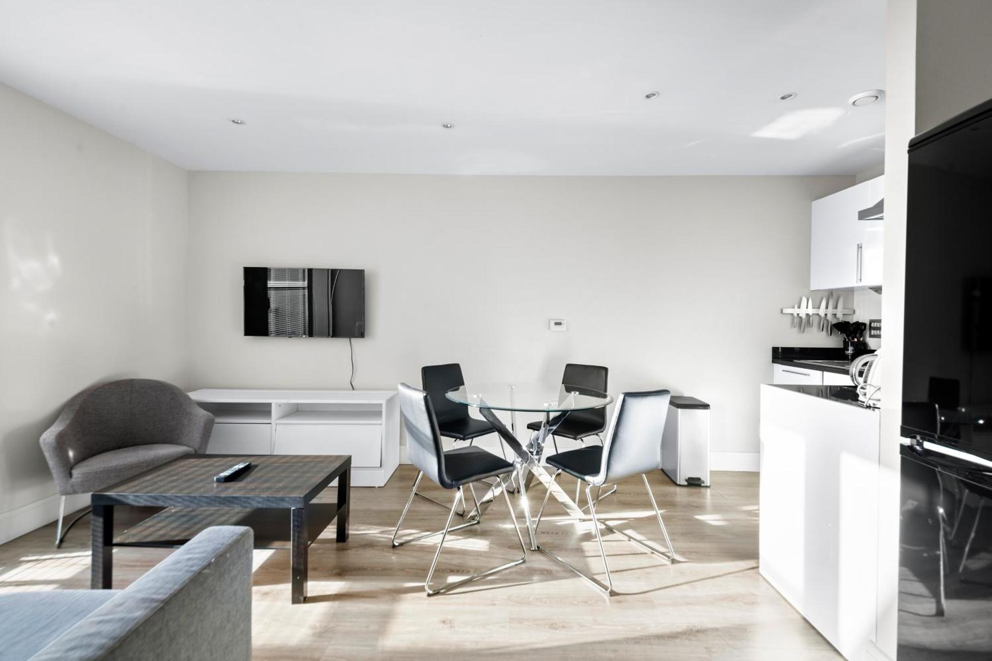 Londwell, Canary Wharf Skyline Balcony Suite Лондон Екстериор снимка